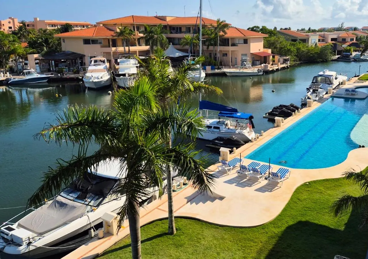 Apartment Ground Floor Paradise With Marina View And Pool Paddleboard Included Puerto Aventuras